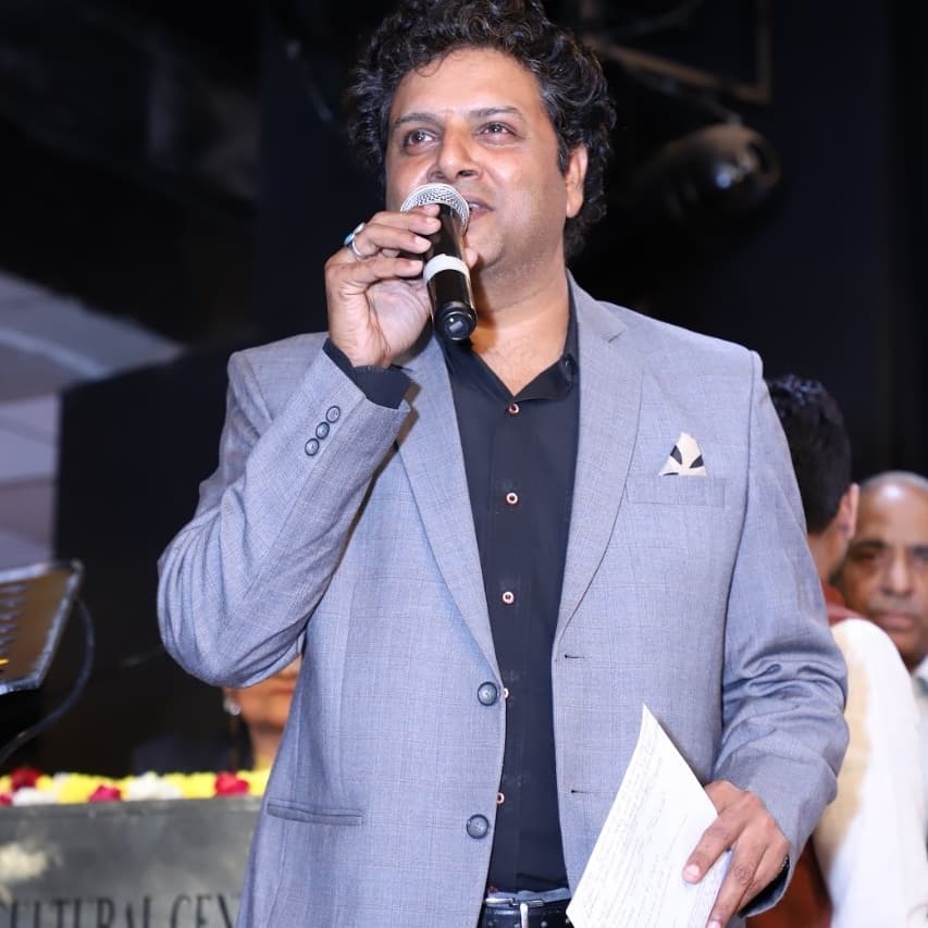 Manish Azad 